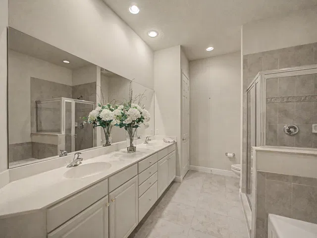 Residence photo 9