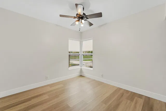 Residence photo 22