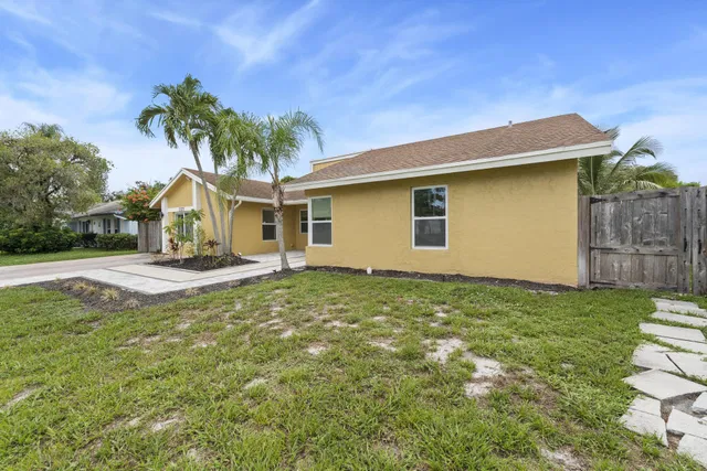 Residence photo 31