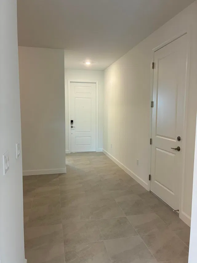 Residence photo 4