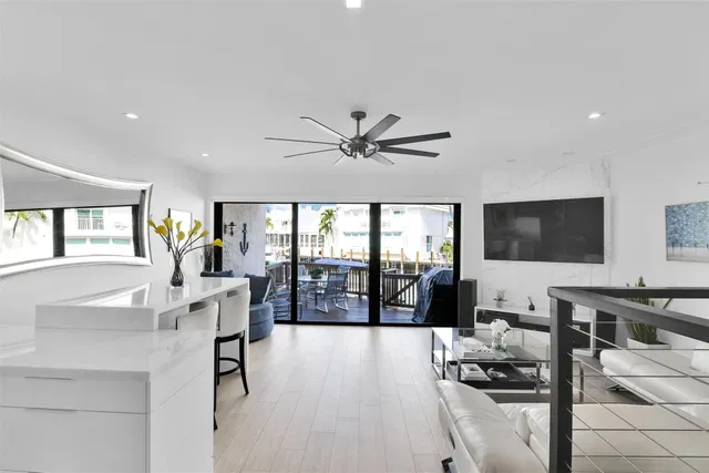 Residence photo 20