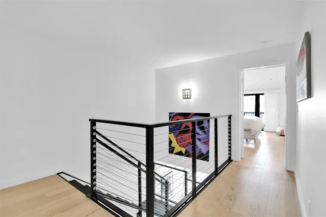 Residence photo 30