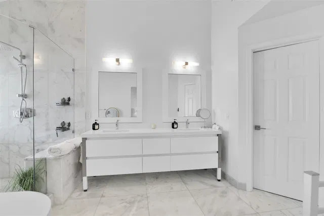 Residence photo 38