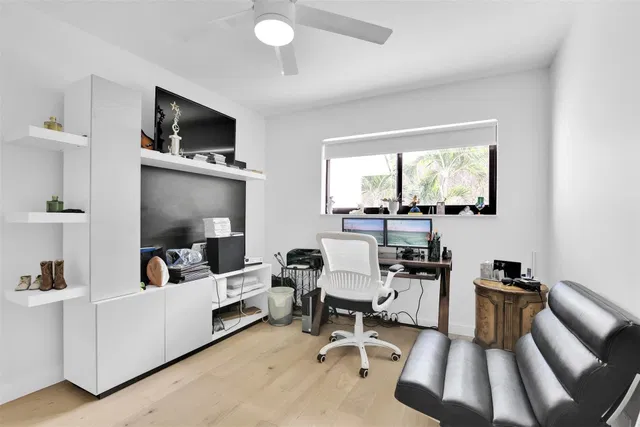 Residence photo 54