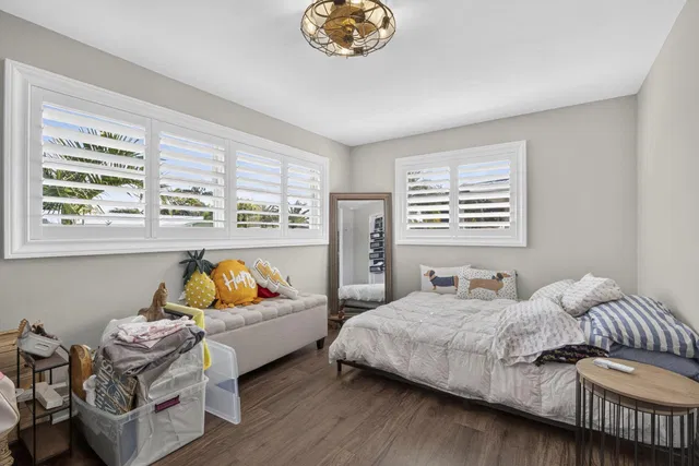 Residence photo 75