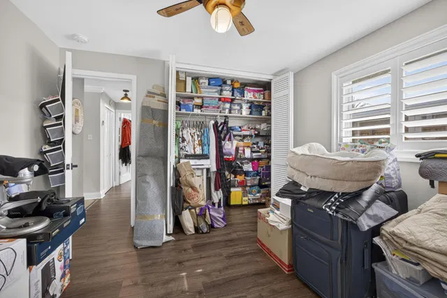 Residence photo 85
