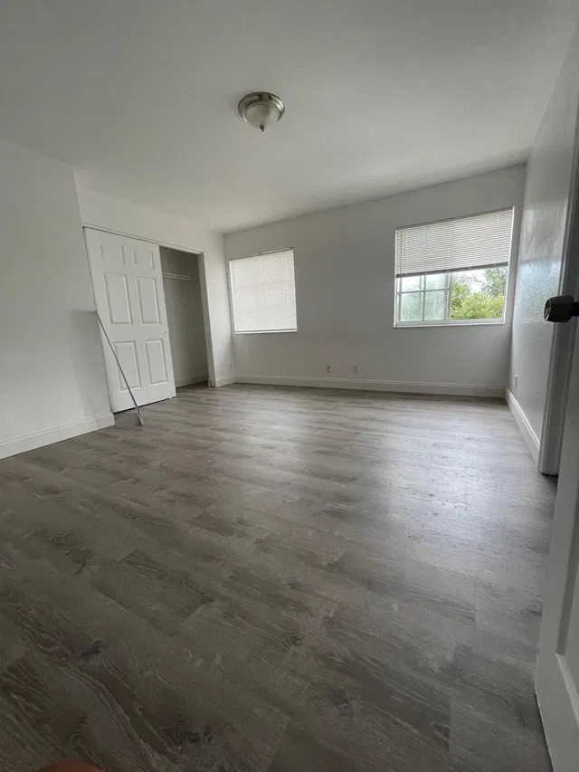 Residence photo 5