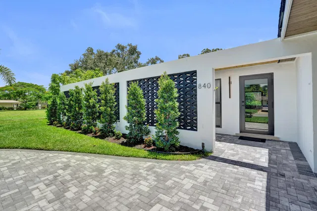  Residence photo 5