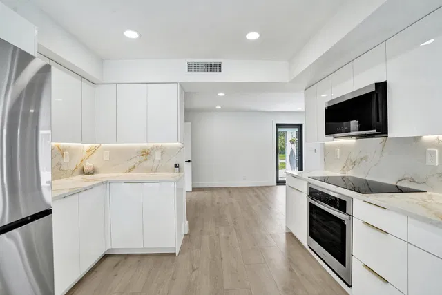  Residence photo 23