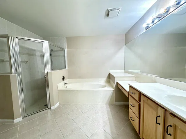  Residence photo 11