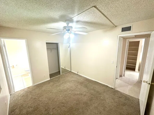 Unit C-1 photo 7
