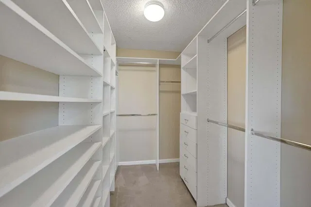  Residence photo 30