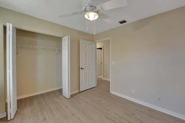  Residence photo 34