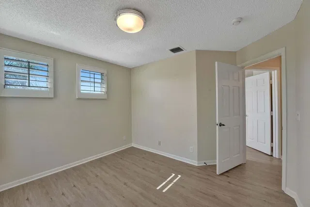  Residence photo 37
