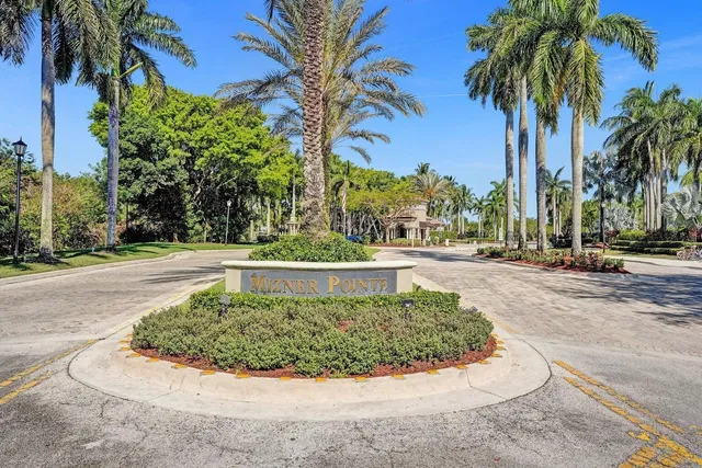  Residence photo 52