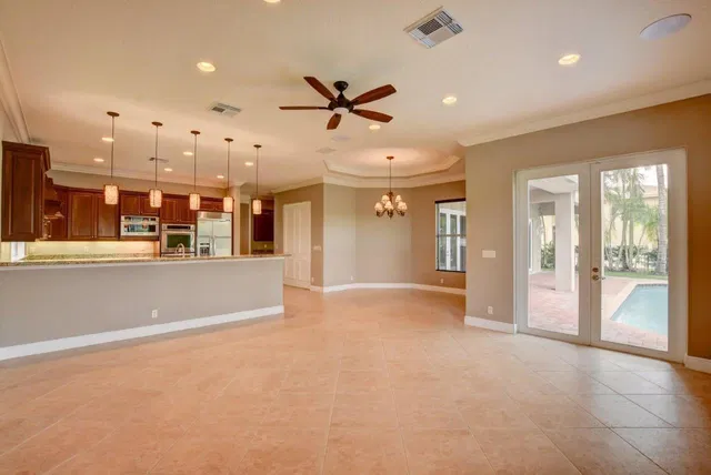 Residence photo 10