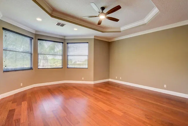 Residence photo 30