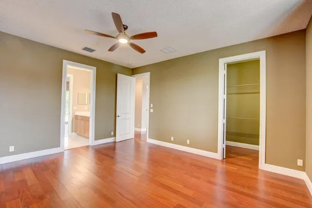 Residence photo 37