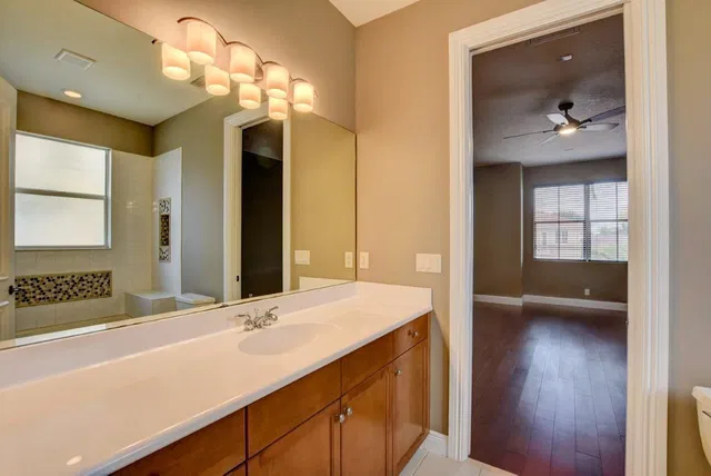 Residence photo 39