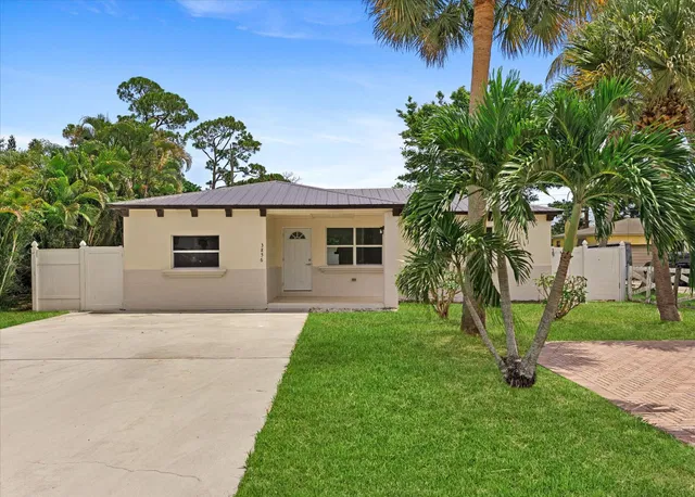 Residence photo 4