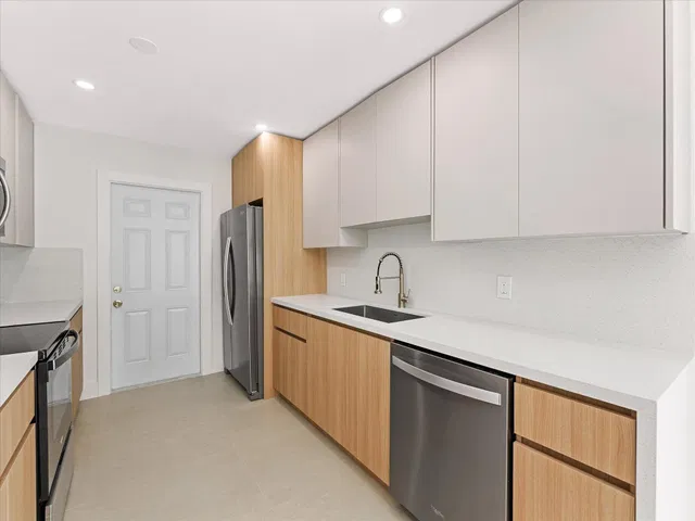  Residence photo 13