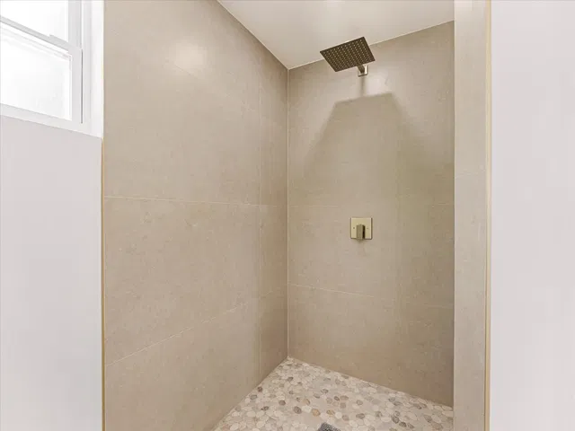  Residence photo 24