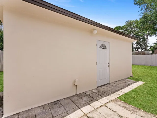  Residence photo 29
