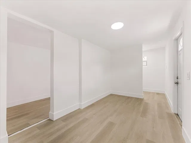  Residence photo 32