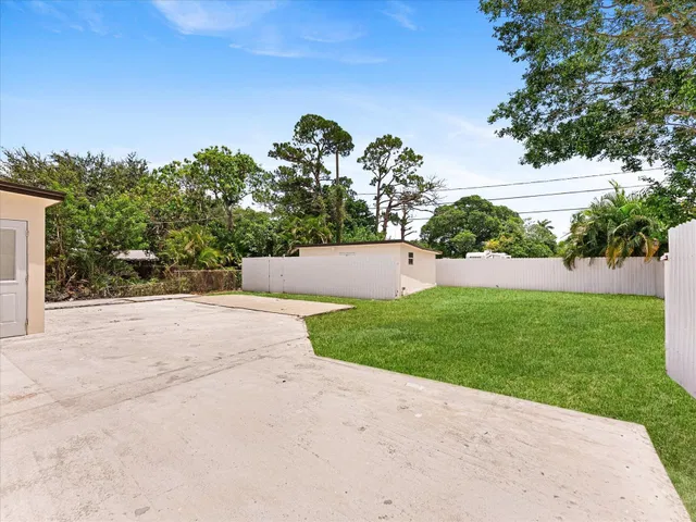  Residence photo 37