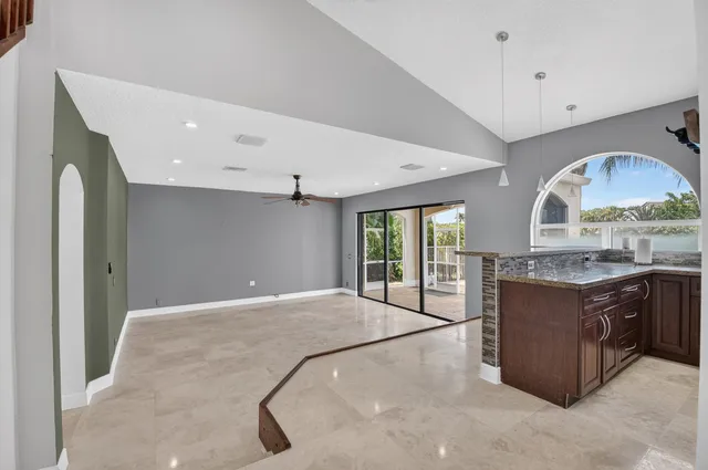 Boca Isles Residence photo 14