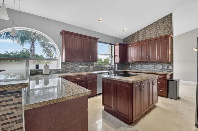 Boca Isles Residence photo 20