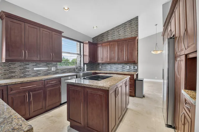 Boca Isles Residence photo 21