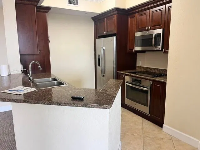 Renaissance Commons I Unit 2507 photo 11