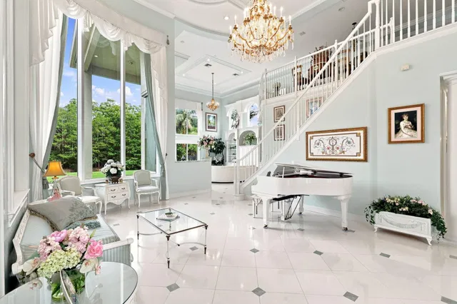 Residence photo 8