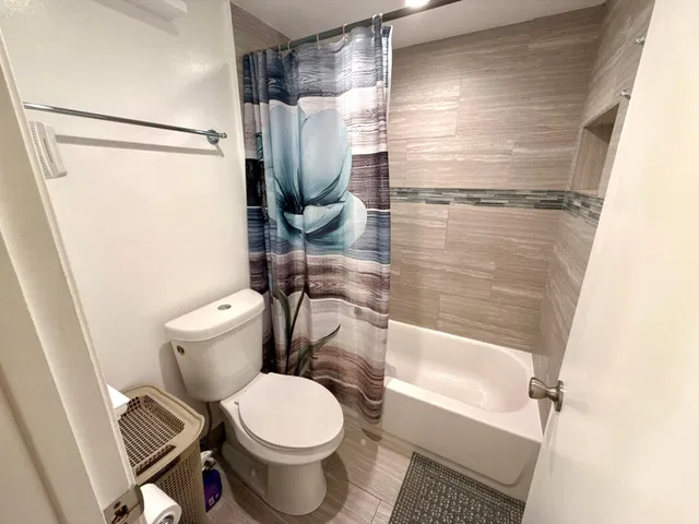 Unit 105-C photo 7