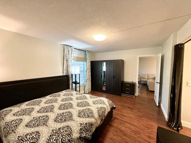 Unit 105-C photo 11