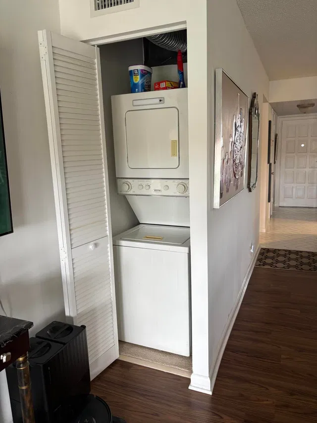 Unit 307 photo 45