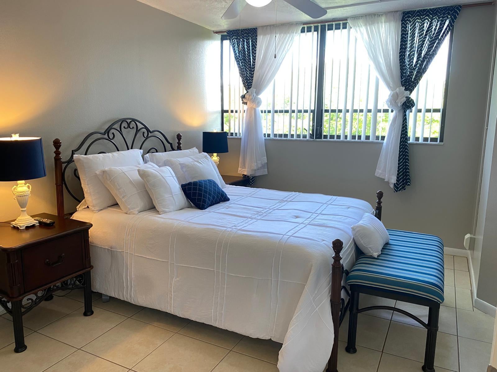 Unit 403 photo 11