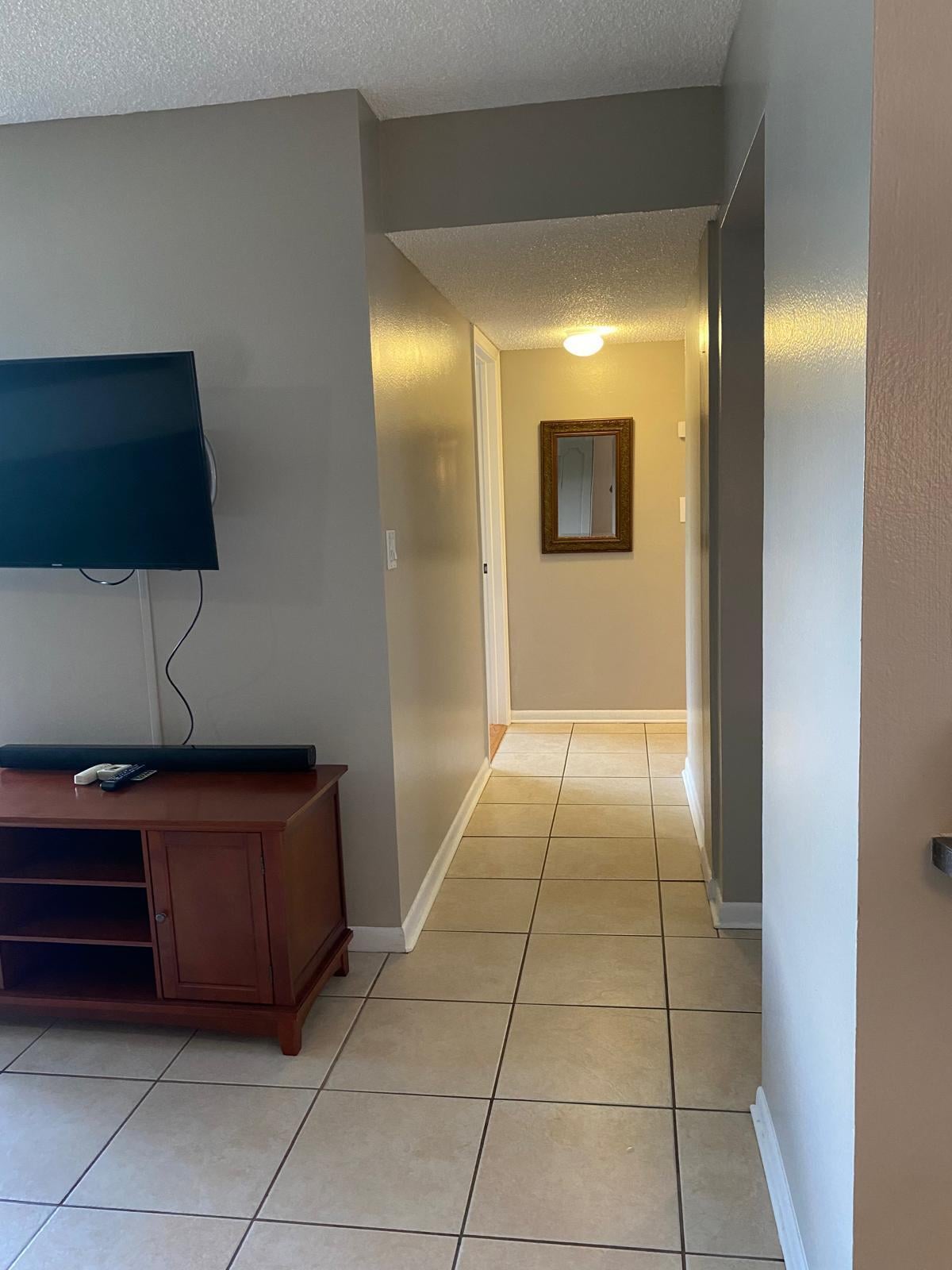 Unit 403 photo 13