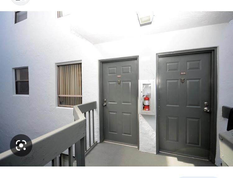 Unit 403 photo 39