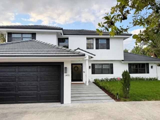 Residence photo 2