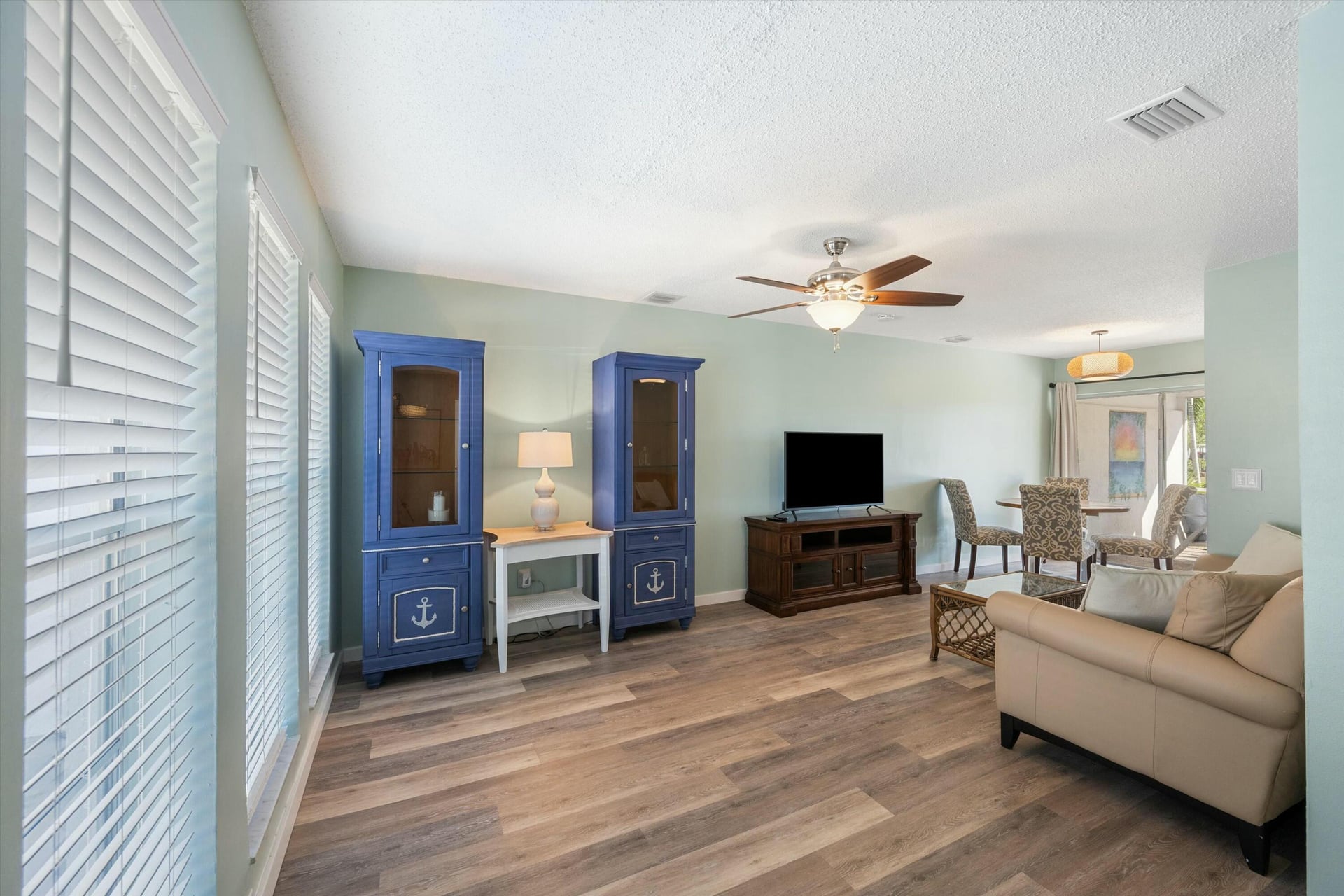Residence photo 6