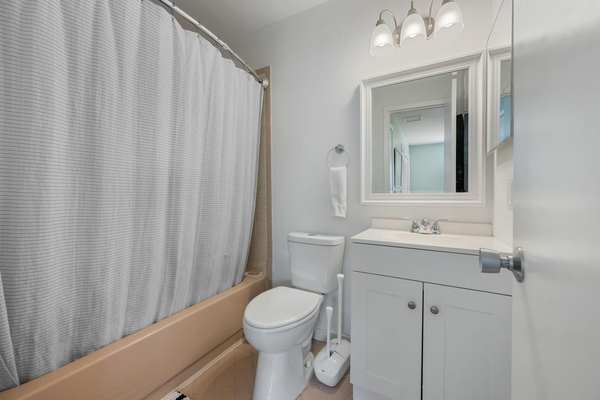 Residence photo 17