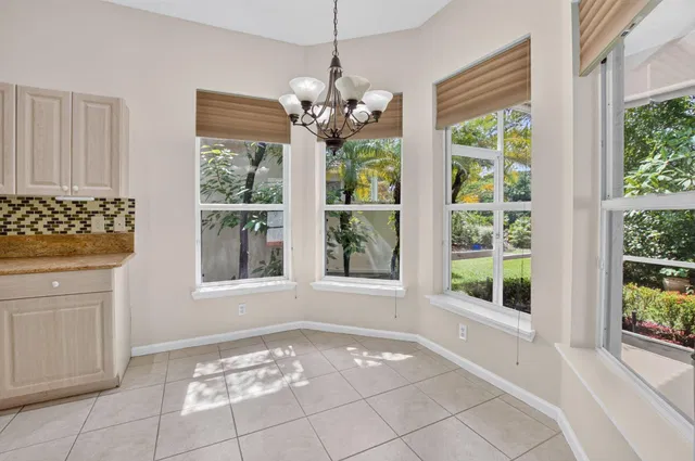 Residence photo 11