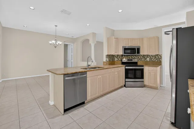 Residence photo 13
