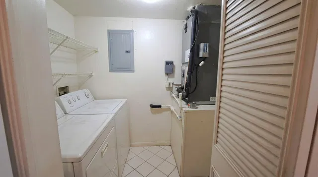 Unit B-2 photo 10