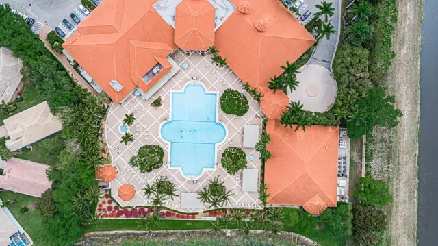 Residence photo 84