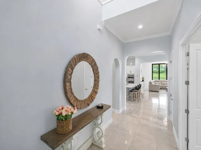 Residence photo 5