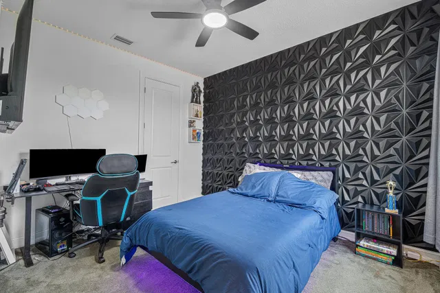 Residence photo 38