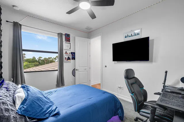 Residence photo 39